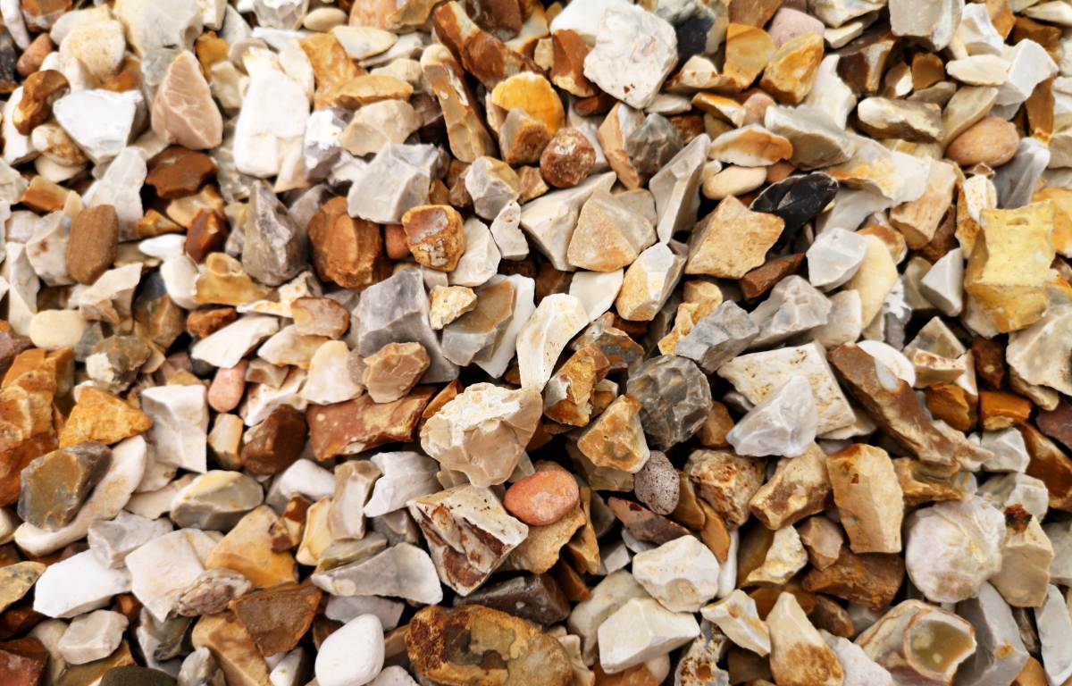 How to Clean Decorative Garden Stones-colour